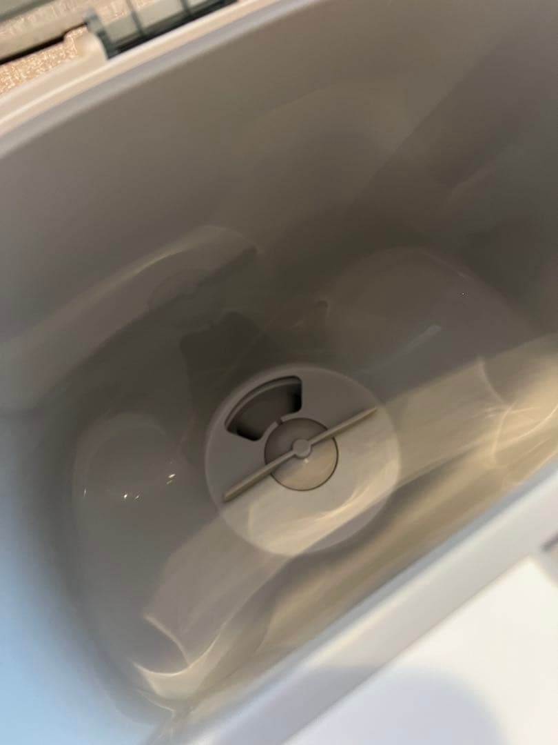 カリカリマシーンV2C スマホ連動型自動給餌器