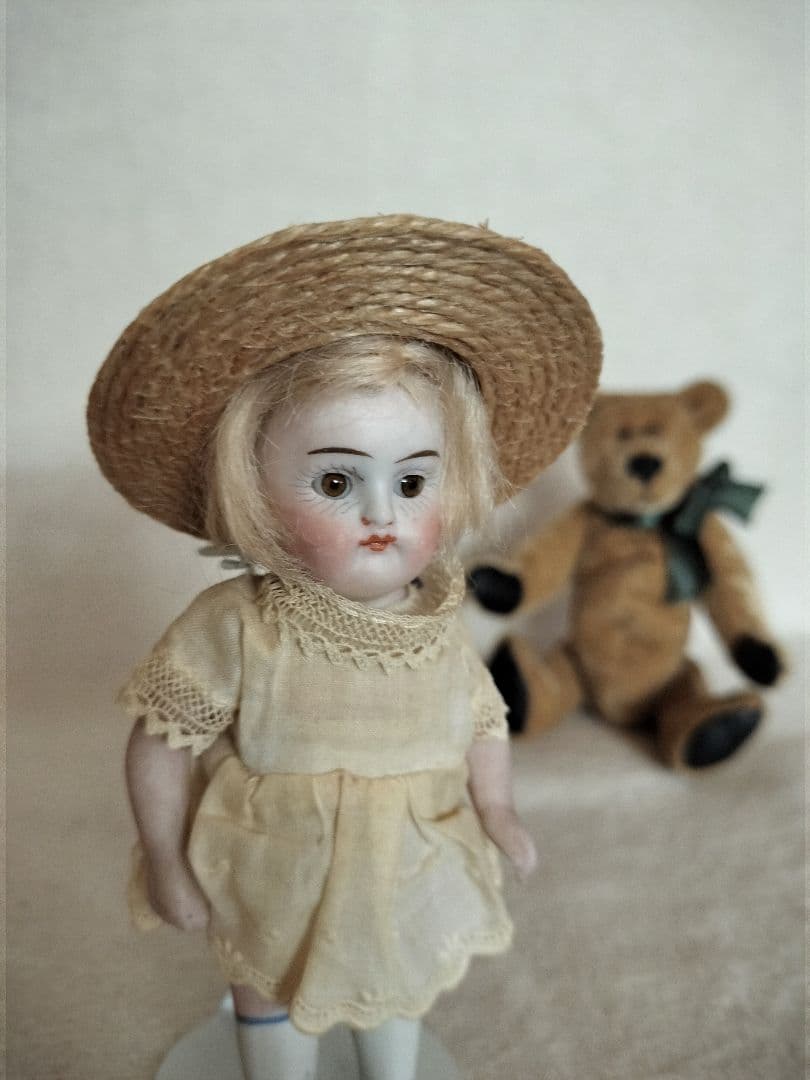 ①ケストナー208　ミニョネット　ビスクドール