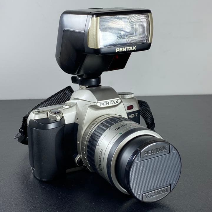 ペンタックスMZ-7 レンズ2本 ストロボ付き