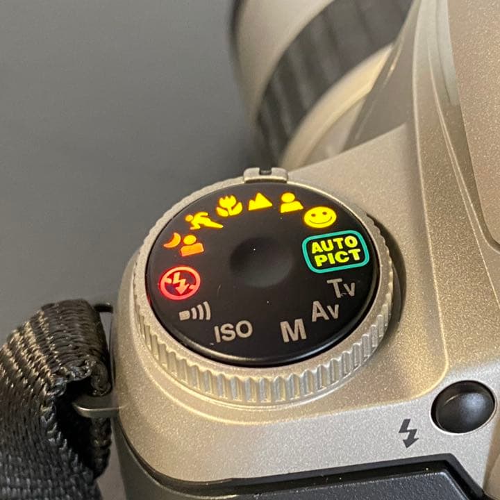 ペンタックスMZ-7 レンズ2本 ストロボ付き