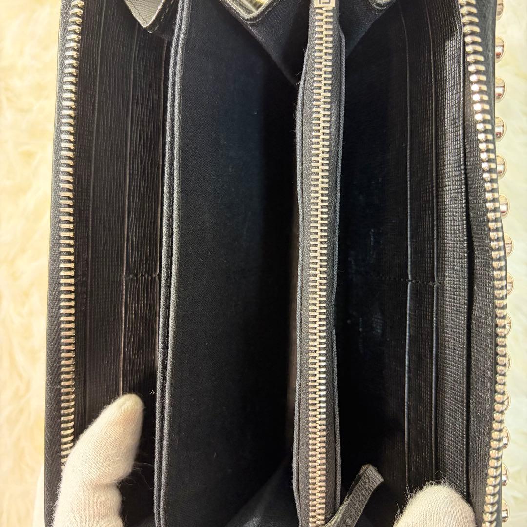 【✨美品✨】フェンディ カーリト スタッズ ラウンドジップ 長財布 ブラック