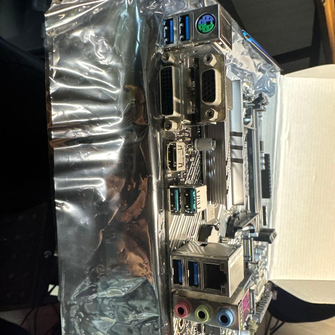 ASUS B550M-A AM4 マザーボード