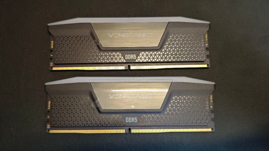 ■CORSAIR■DDR5 32GB (2x16GB) 5600MHz ARGB