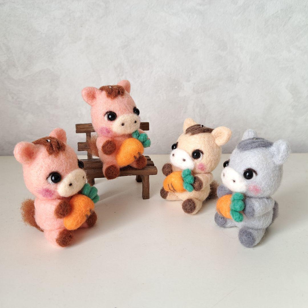 マリーちゃん☆羊毛フェルト☆お馬さんのストラップ４点
