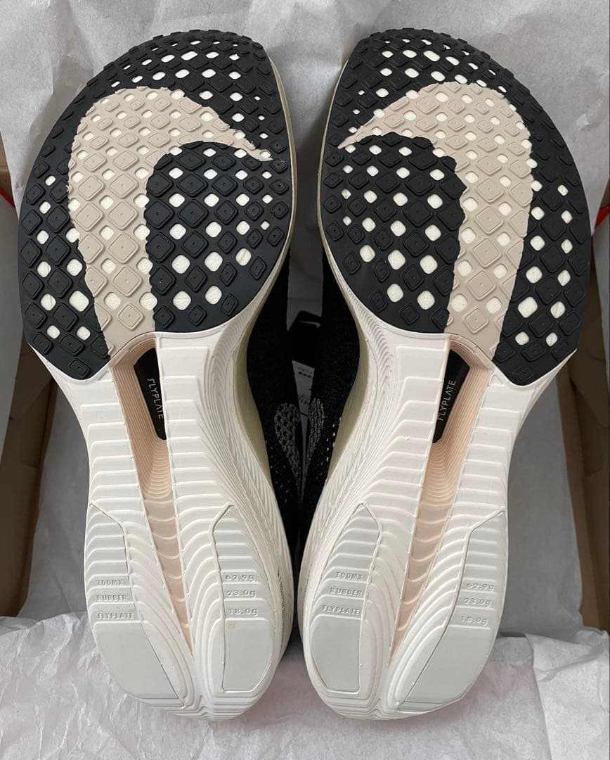 ナイキ ヴェイパーフライネクスト％3