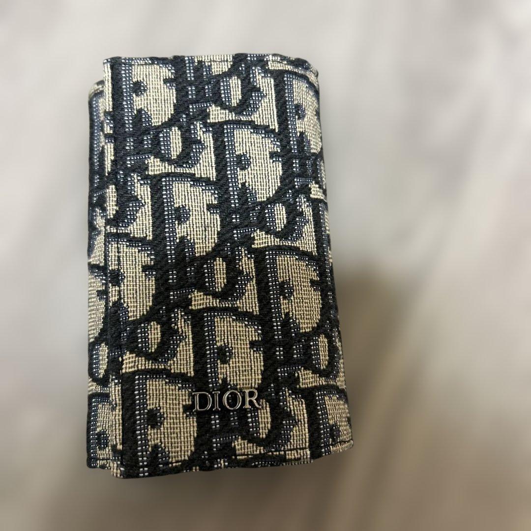 DIORキーケース