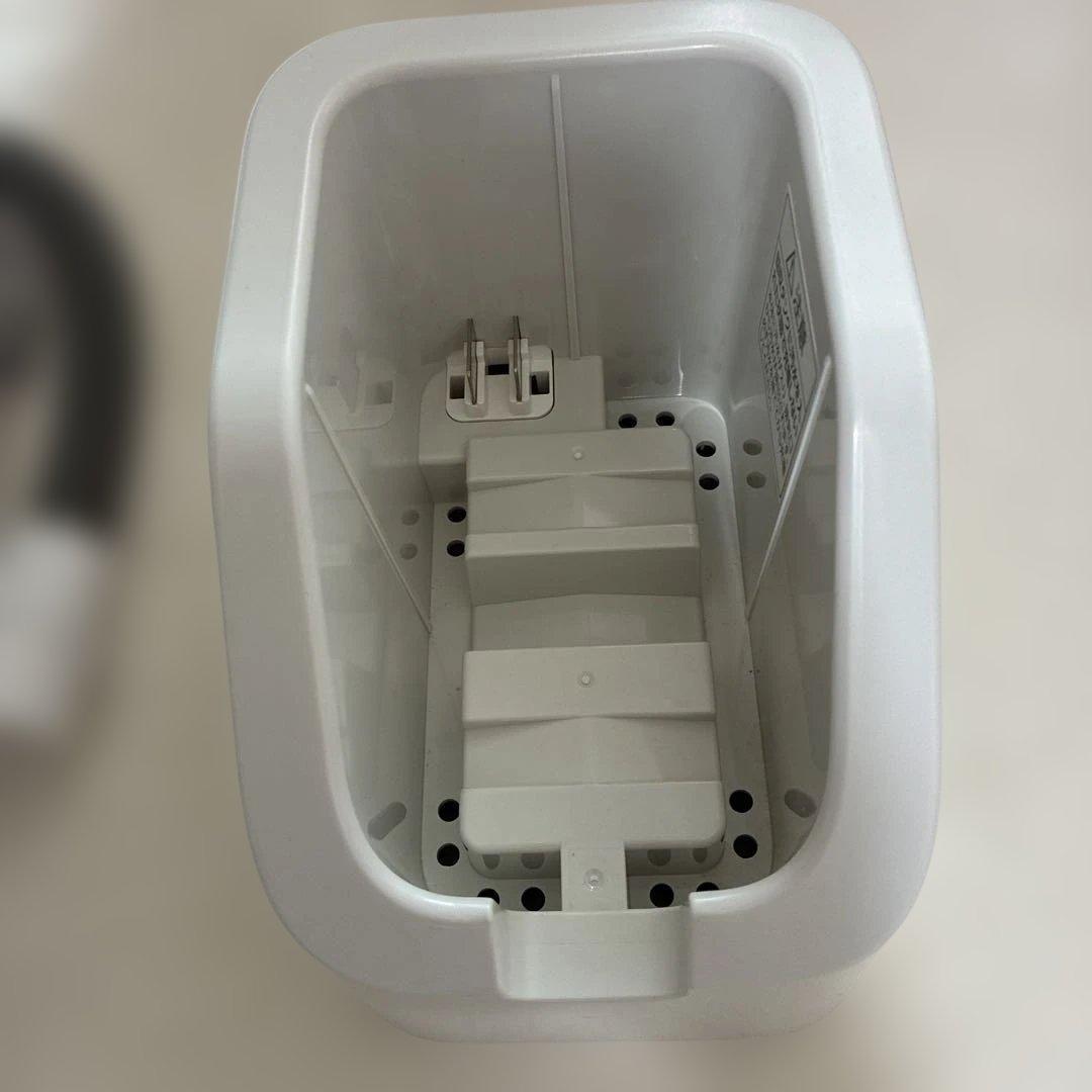 ハンディリンサークリーナーと洗浄液付き