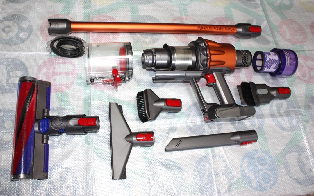 ダイソンdyson digital slim fluffy SV18