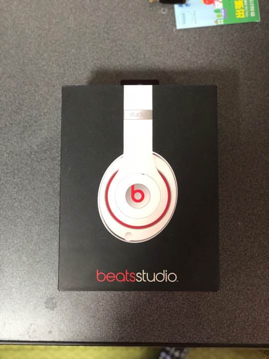 ヘッドホン Beats Studio