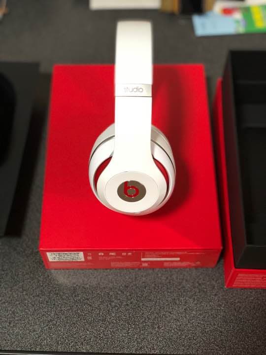 ヘッドホン Beats Studio