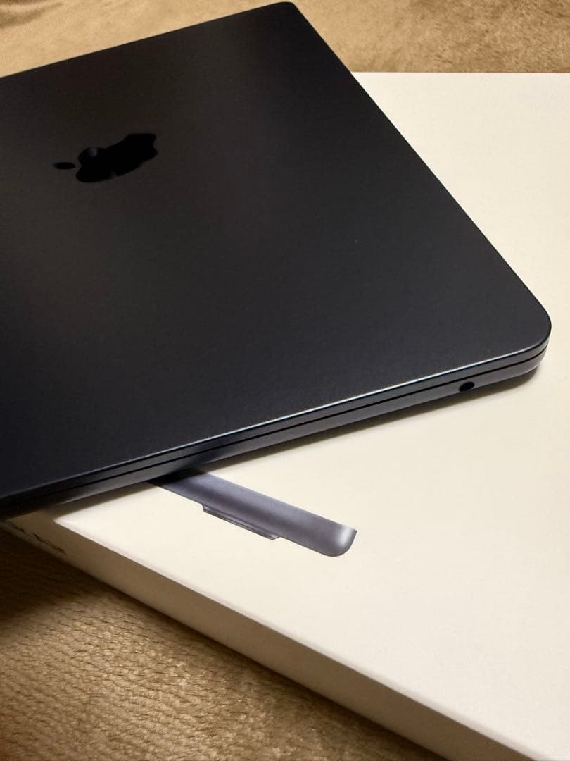 MacBook Air 13インチ M2 ミッドナイト メモリ16GB