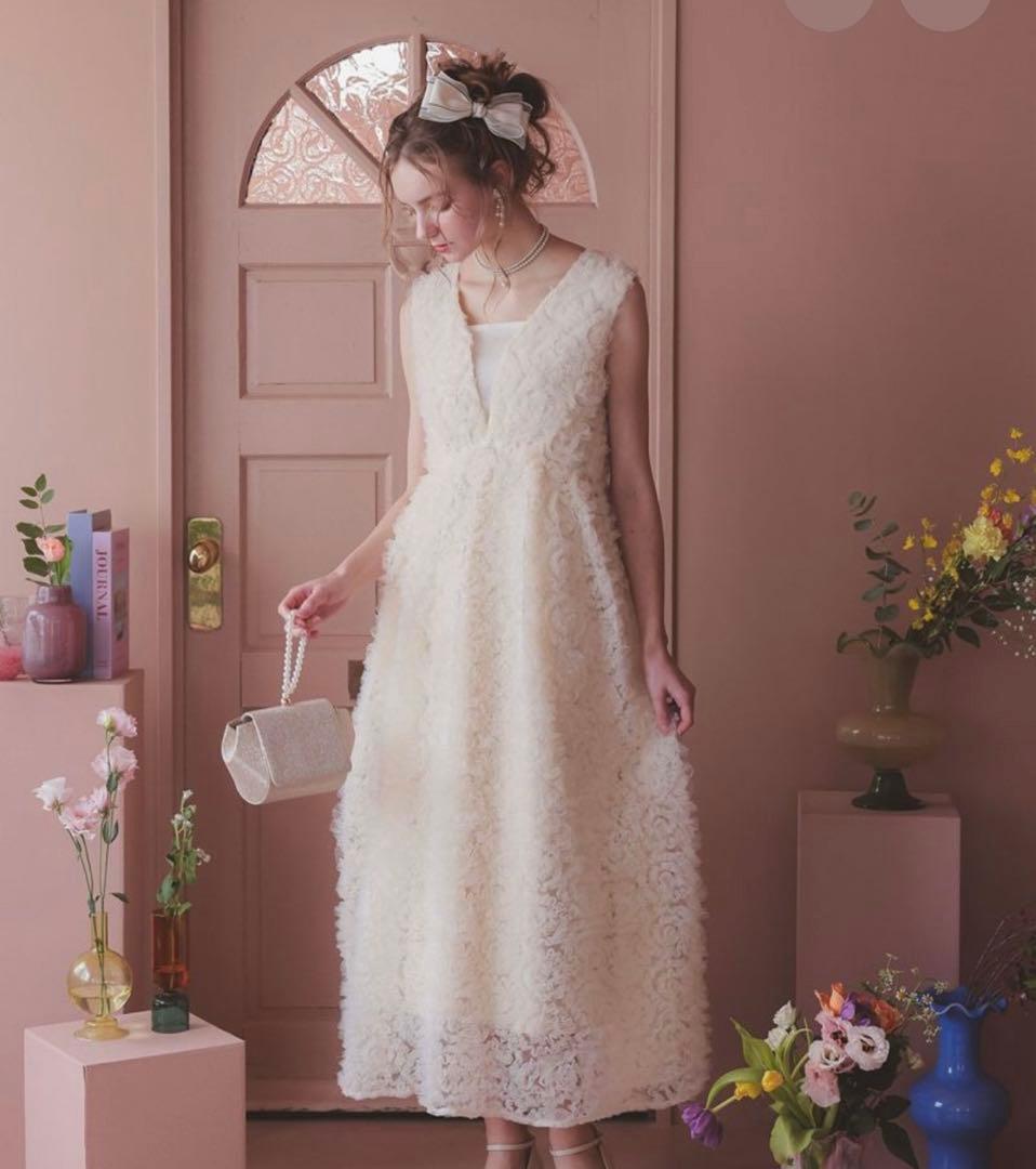 フリルチュールドレス