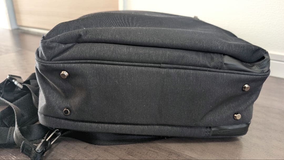 【極美品級】✨aceビジネスリュックB4　撥水軽量 定価28600円10％OFF