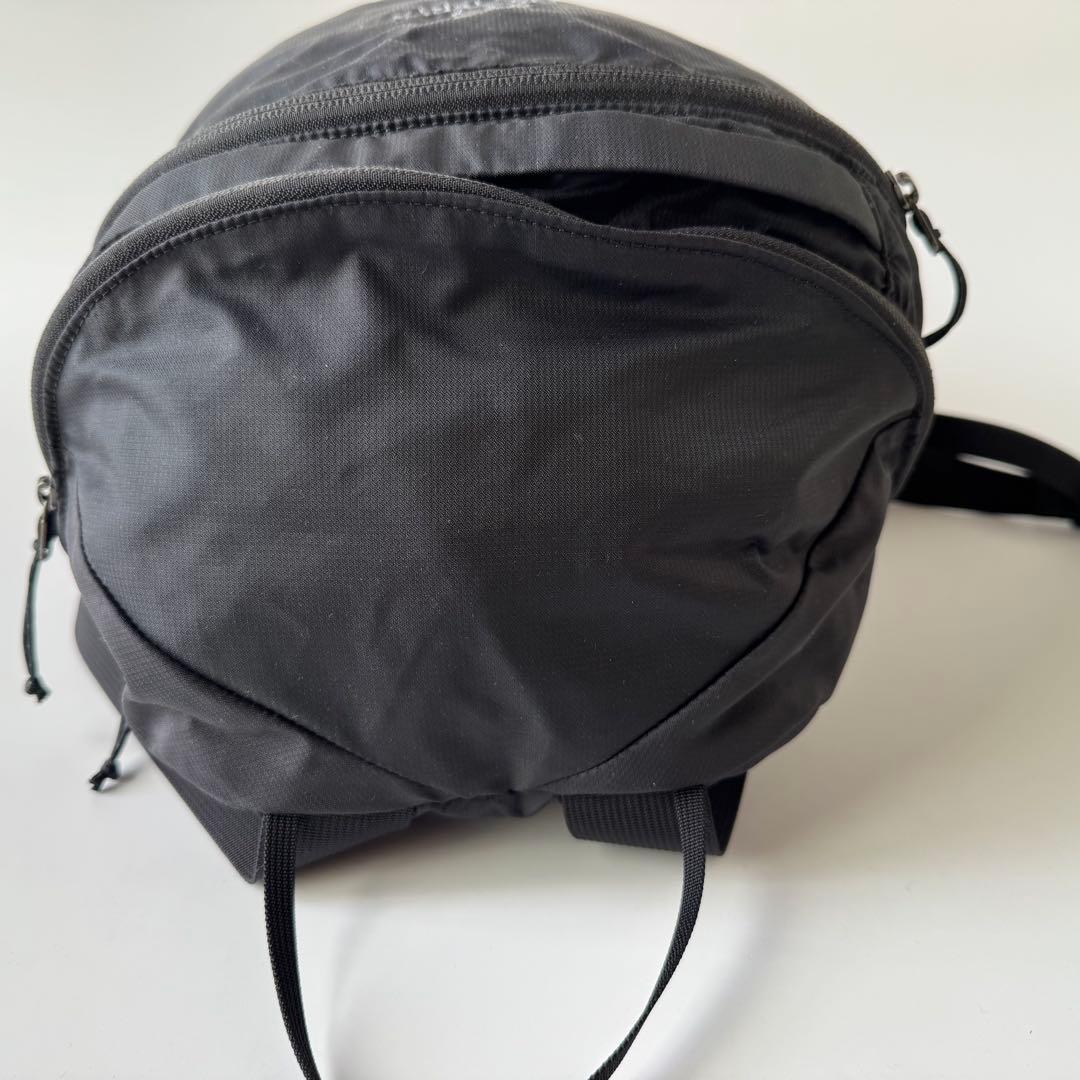 【極美品】 ARC’TERYX INDEX15 インデックス リュック　ブラック