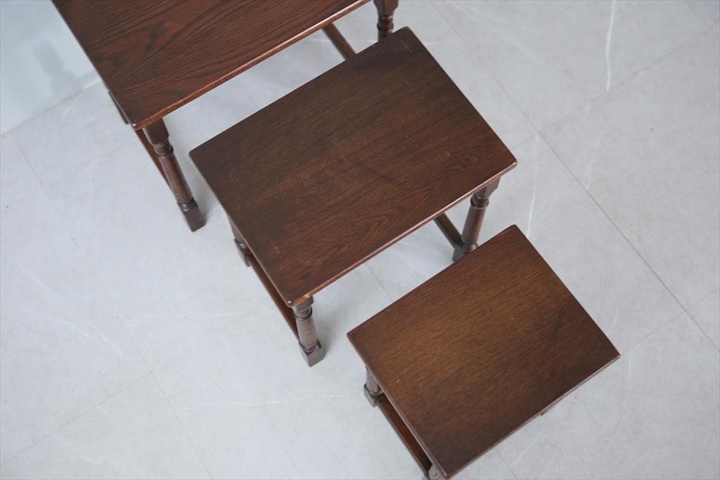 英国アンティーク木製ネストテーブル3台/収納式机/サイドテーブル(83-149)