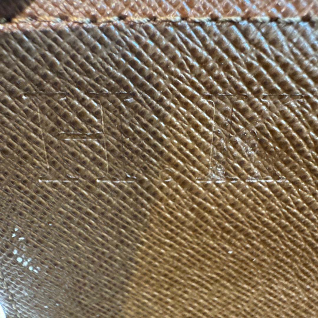 Louis Vuitton ポルトフォイル サラ モノグラム 2つ折り長財布