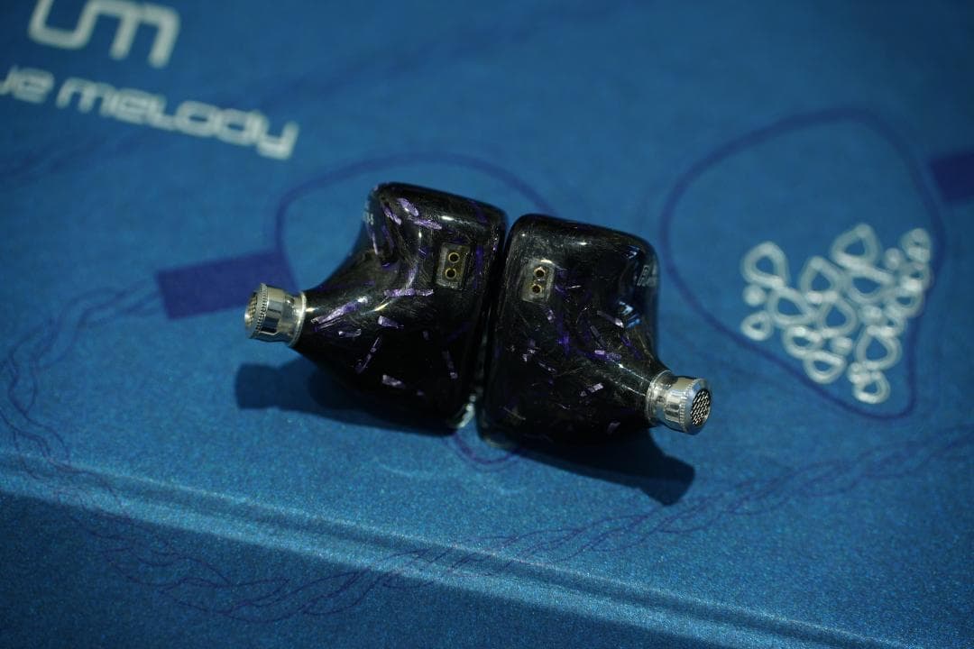 Unique Melody Max OBC骨伝導 + DD + BA + EST