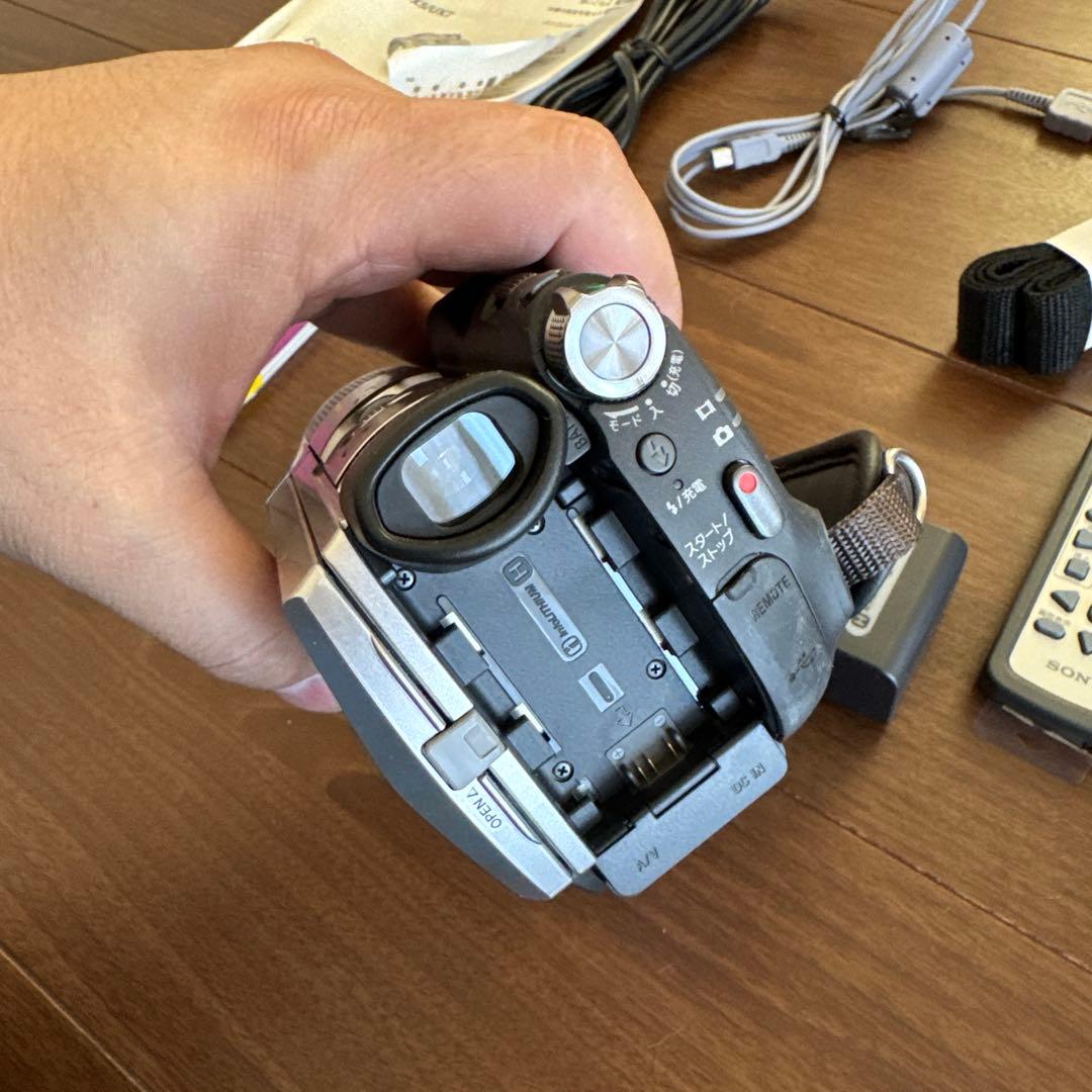 超美品　【動作確認ＯＫ】SONY　Handycam　HDR-UX7