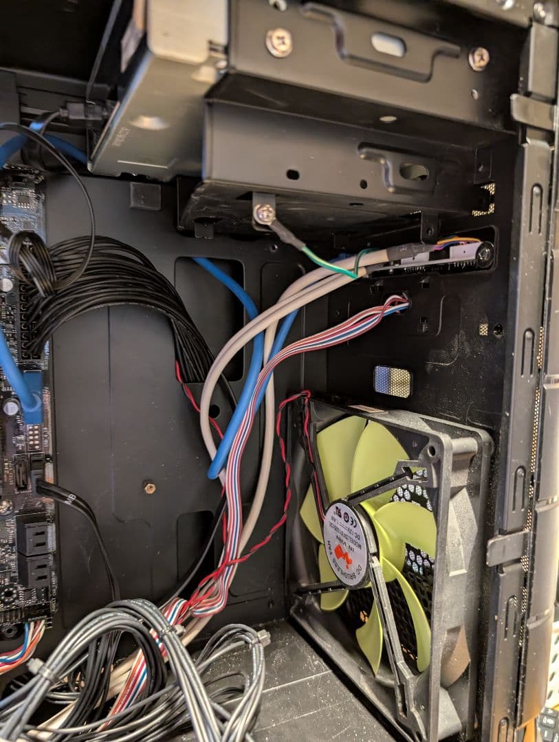 リアナIntel Core i7-9700K B360M デスクトップPC