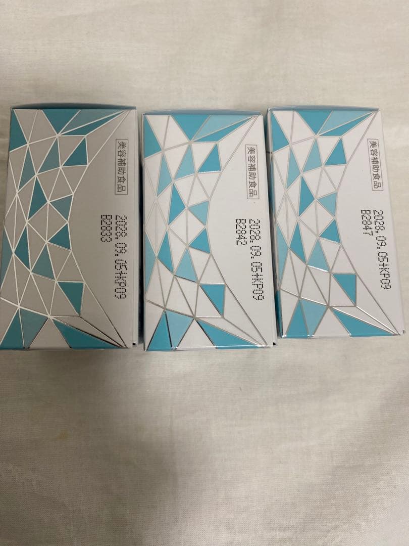 ソルプロプリュスホワイト 30粒　3個