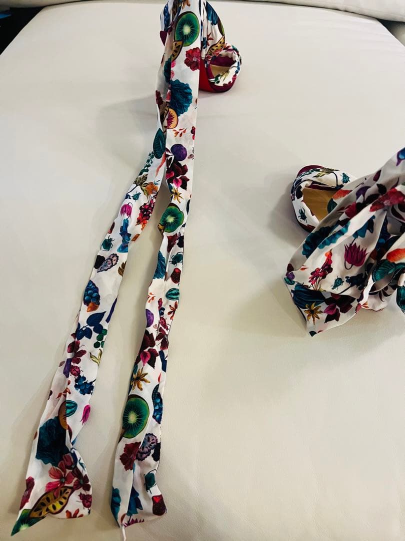 クリスチャンルブタン ヒール 美品