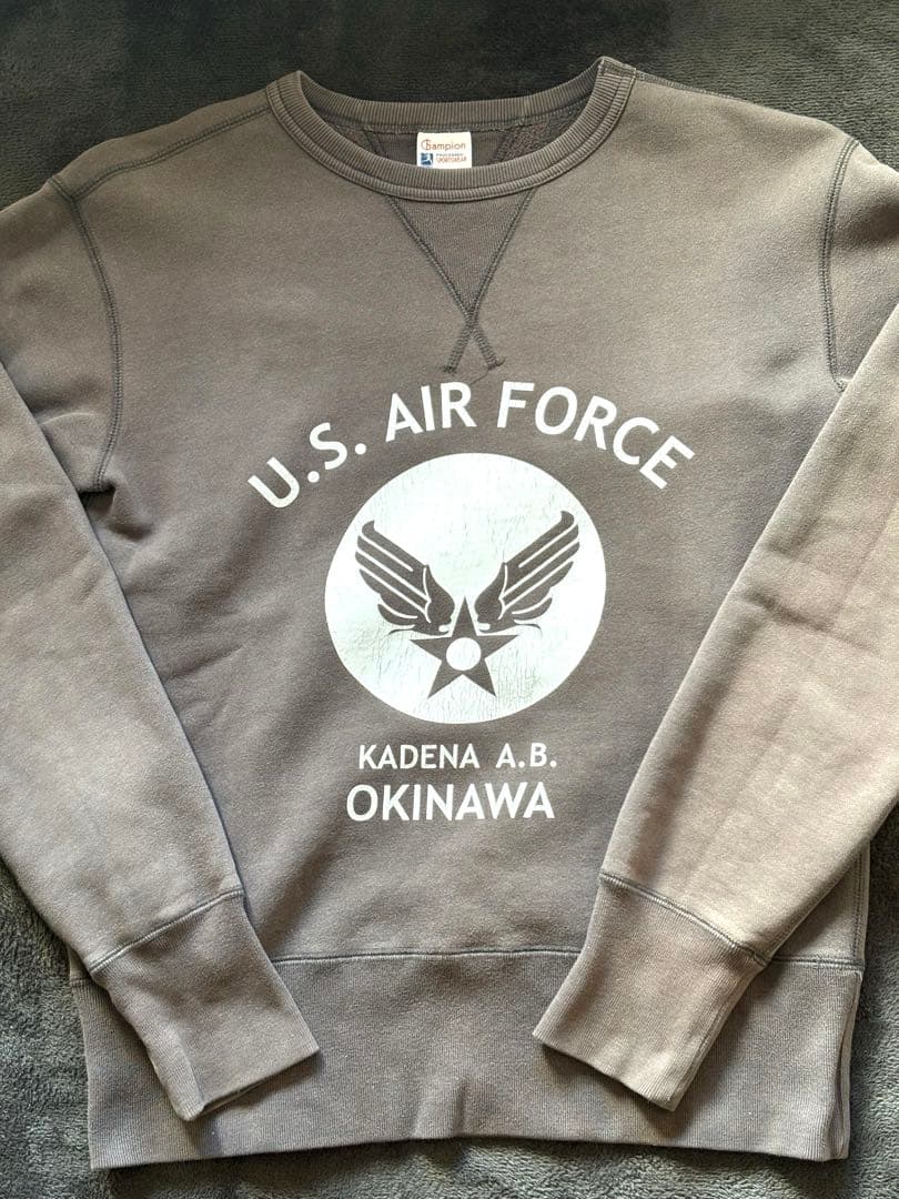 希少 チャンピオン ランタグ復刻 スウェット 嘉手納基地 USAF M 両V