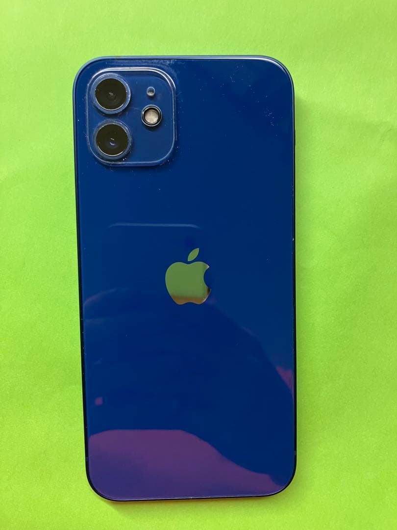 きゅーぴー商品　Apple iPhone12 ブルー