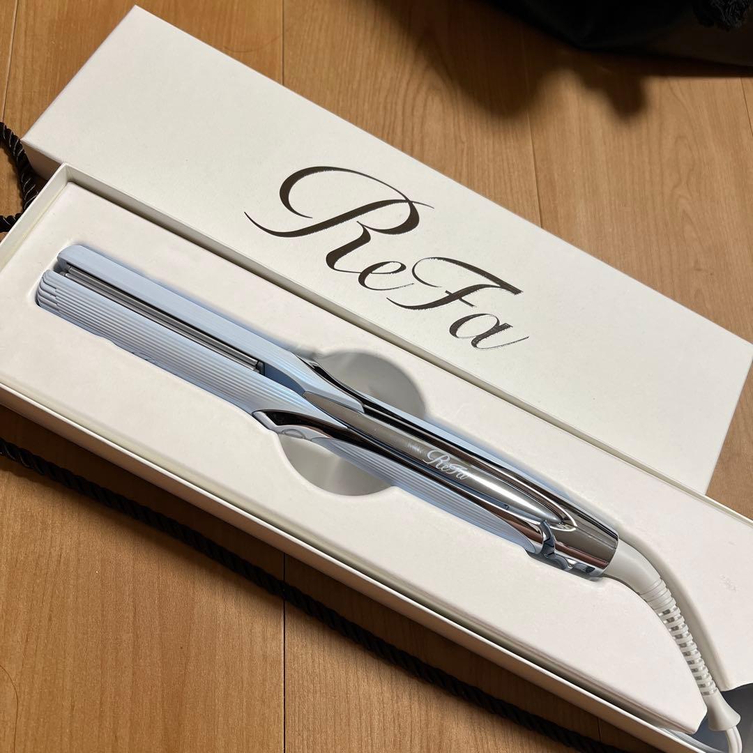 ReFa ストレートアイロン プロ ホワイト 2025年製造。今だけお値下げ！！