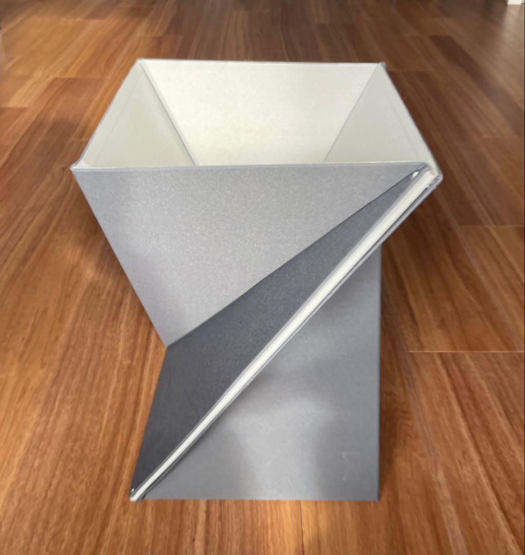 Levit8 スタンディング用折り畳みデスク　ライトグレー