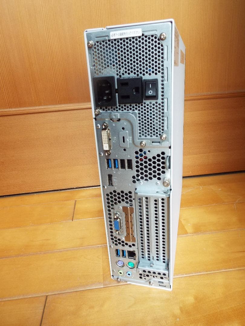 Windowsデスクトップ ESPRIMO D588/BX i3-9100 16G SSD256G+HDD