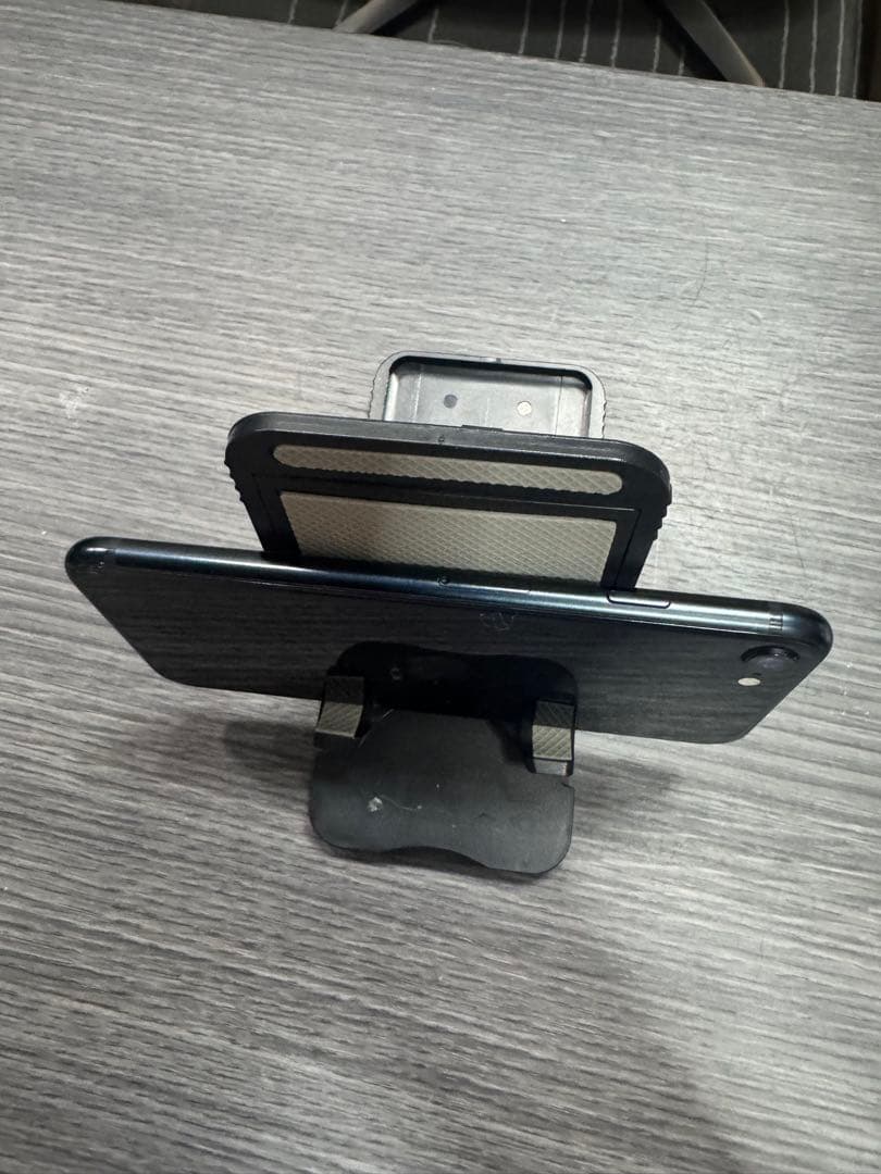 iPhonese3 第三世代　128gb ジャンク　画面割れ　se3