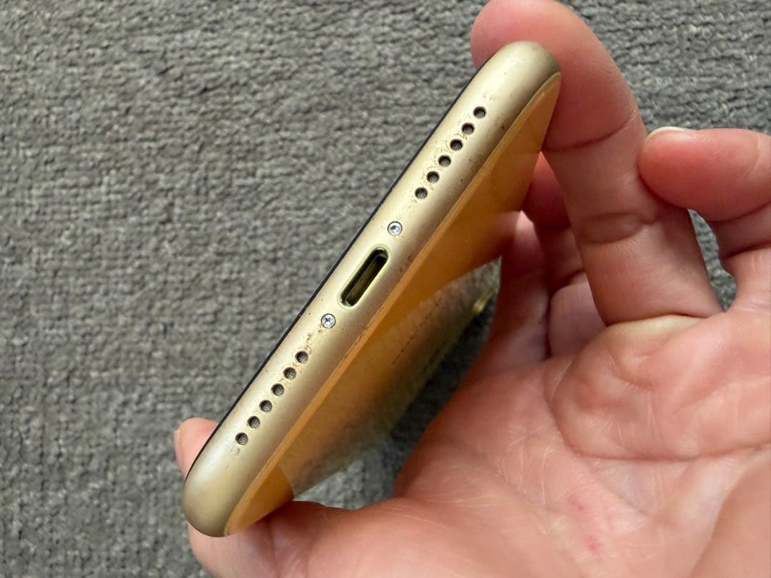 Apple iPhone XR 本体、64GB イエロー 箱、イヤホン付き