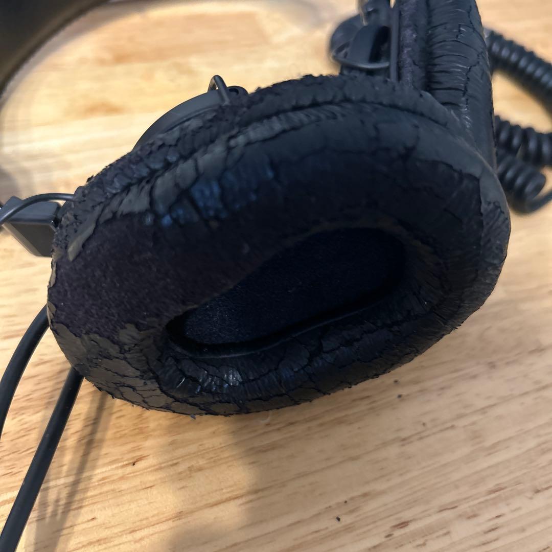 ヘッドホン Sony MDR-V6