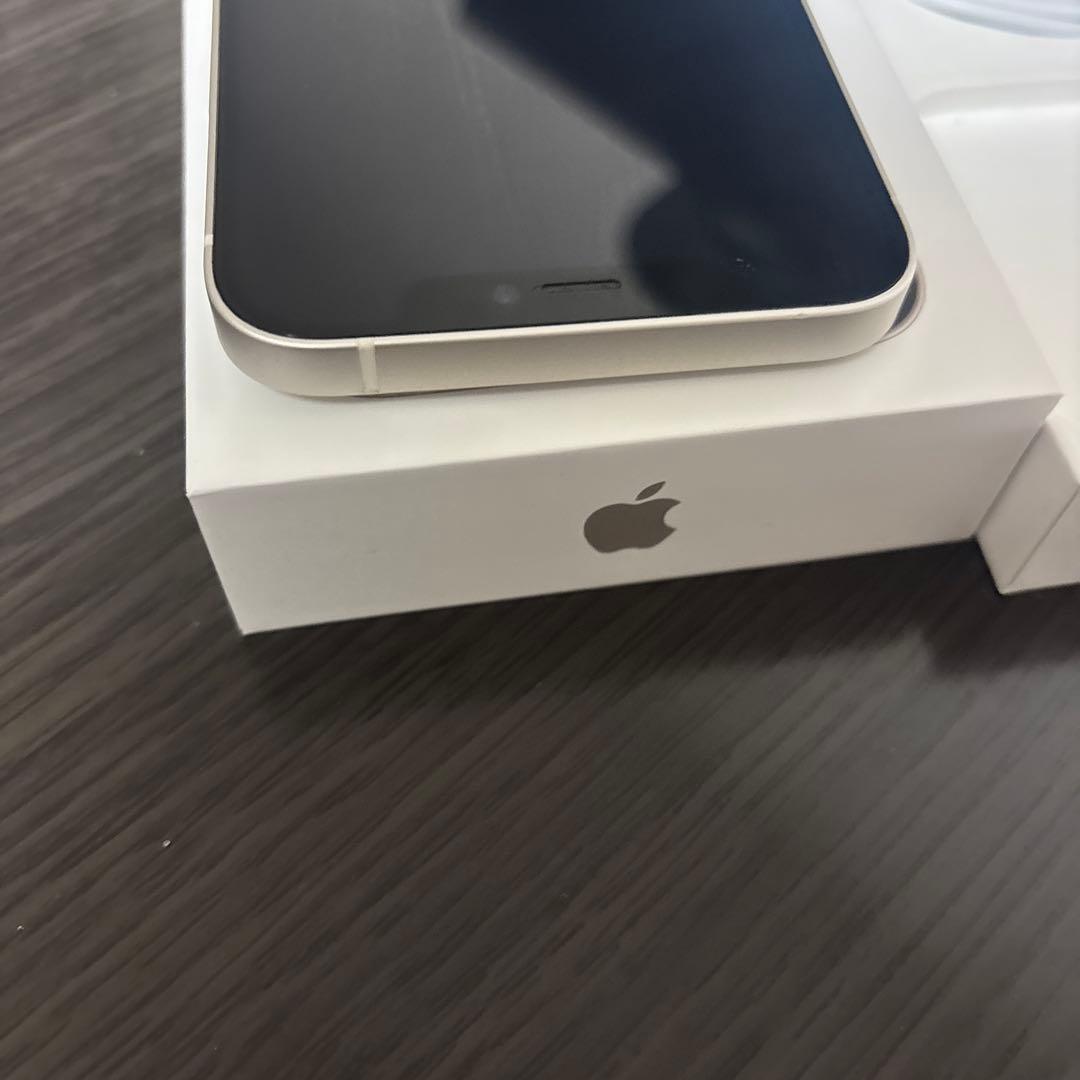 美品iPhone 12 ホワイト 64GB