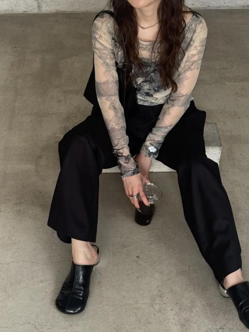 MEDI 2WAY TROMPE L’OEIL LACE PRINT SKIN