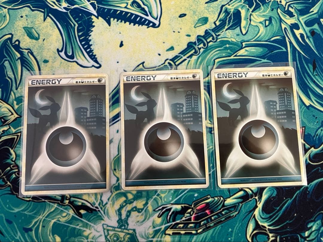 基本悪エネルギー　ブラッキー　ポケモンカード 3枚セット　よみがえる伝説