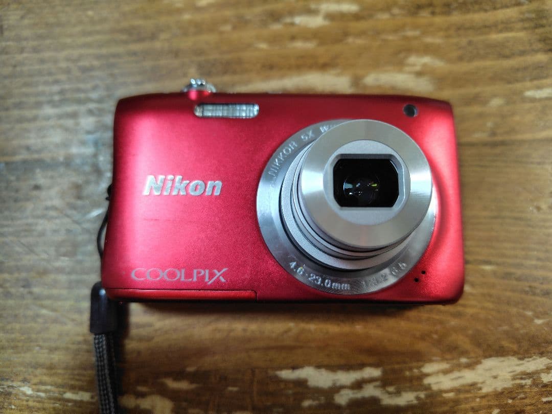 Nikon COOLPIX S2900　バッテリー、充電ケーブル、SDカード付き