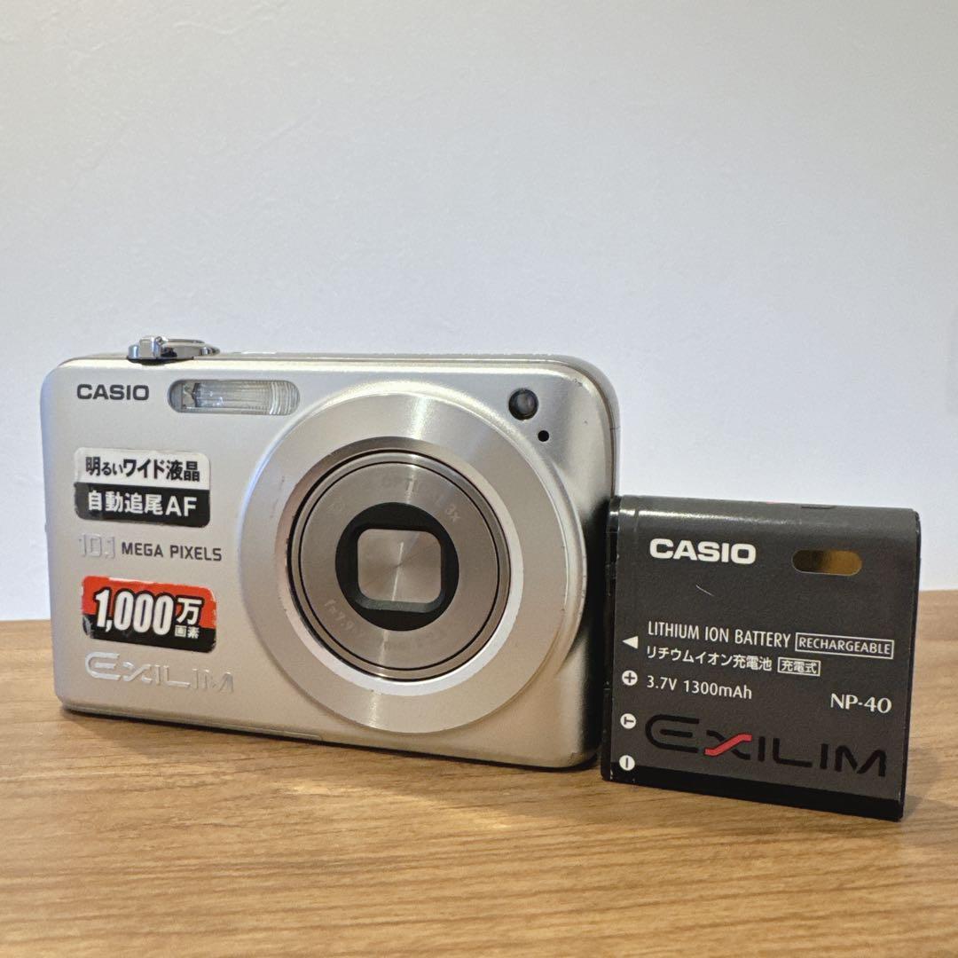 CASIO EXILIM EX-Z1050 コンパクトデジタルカメラ