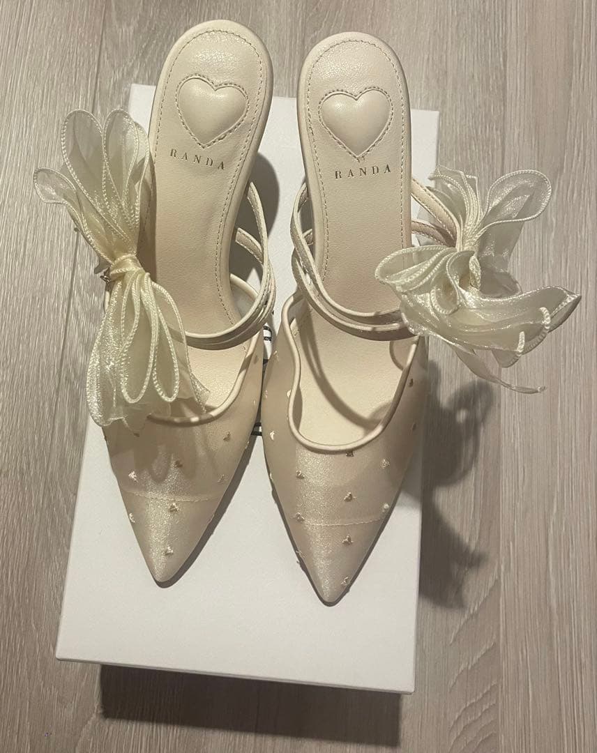 RANDA シフォンリボンハートミュールパンプス アイボリー　Lサイズ