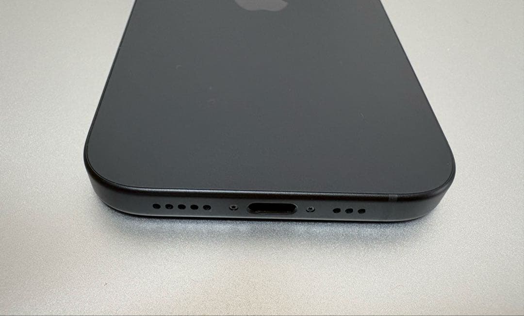 最終価格iPhone 15 SIMフリー｜バッテリー100%｜ケース&フィルム付