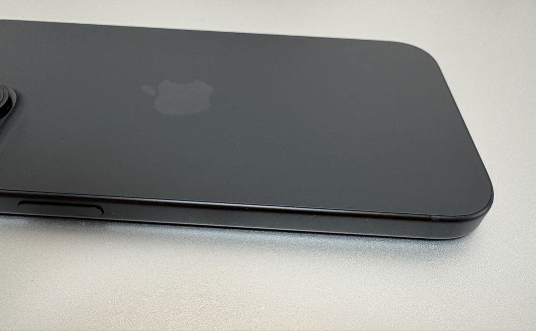 最終価格iPhone 15 SIMフリー｜バッテリー100%｜ケース&フィルム付