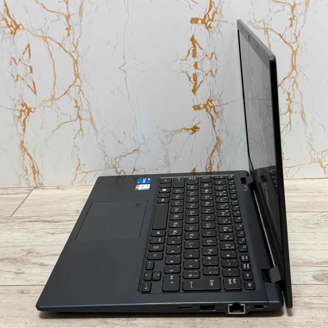 東芝 Dynabook G83/HU i5 16GB 256GB Office