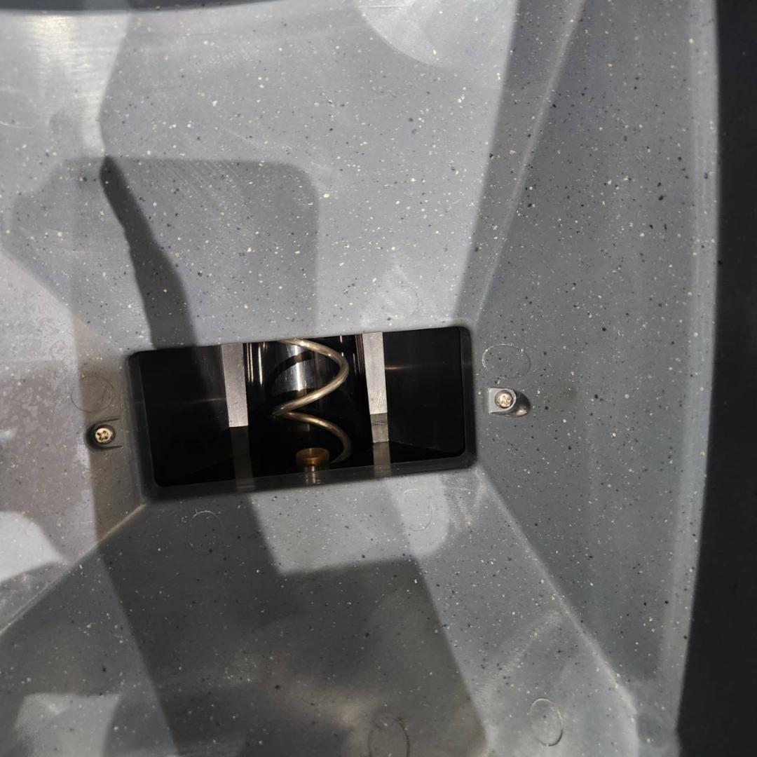 【未使用】餌やり名人 17DX ソーラータイプ 17LS-DS　給餌機 福伸電機