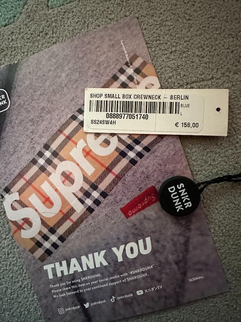 トップス Supreme Berlin Shop Small Box Crewneck L