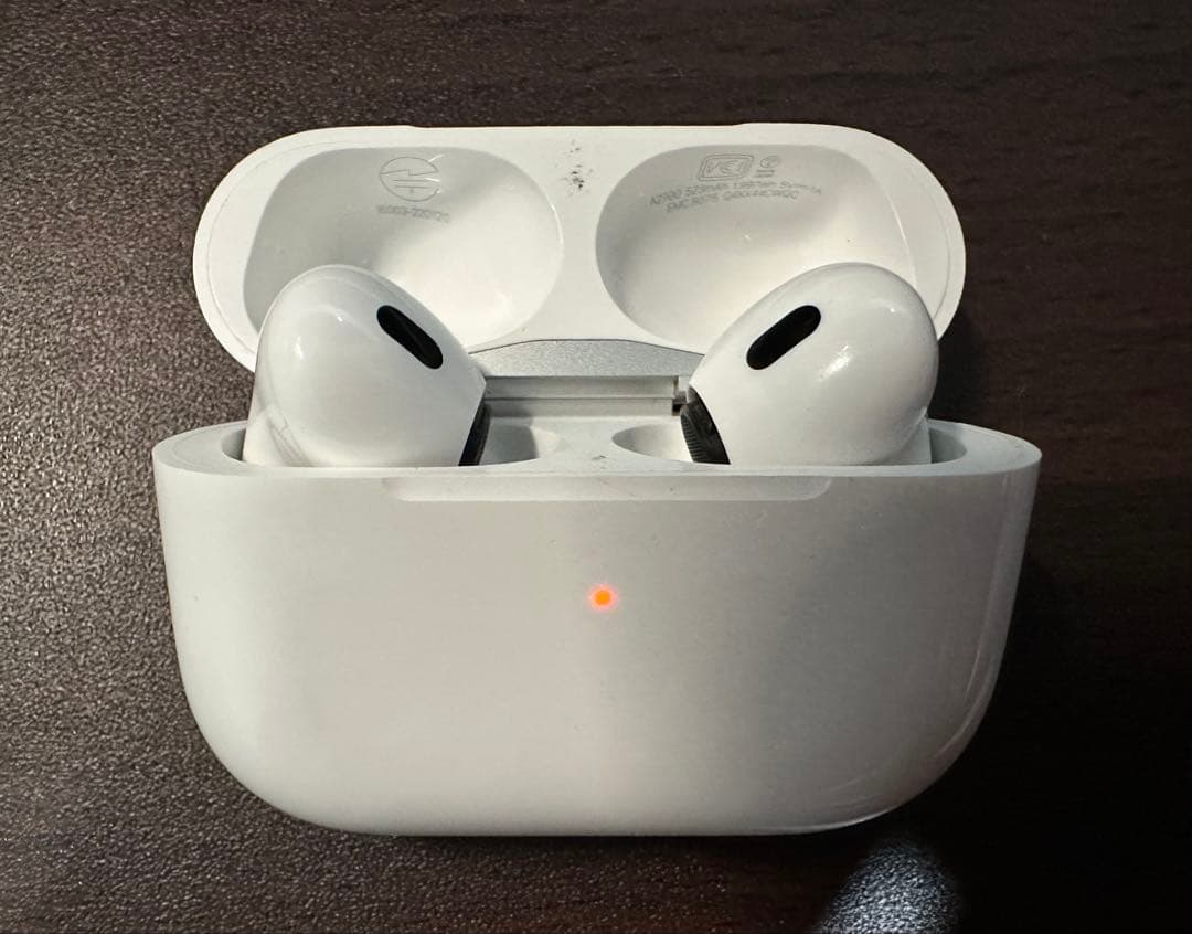 AirPods Pro2 、未使用純正ケーブル付き