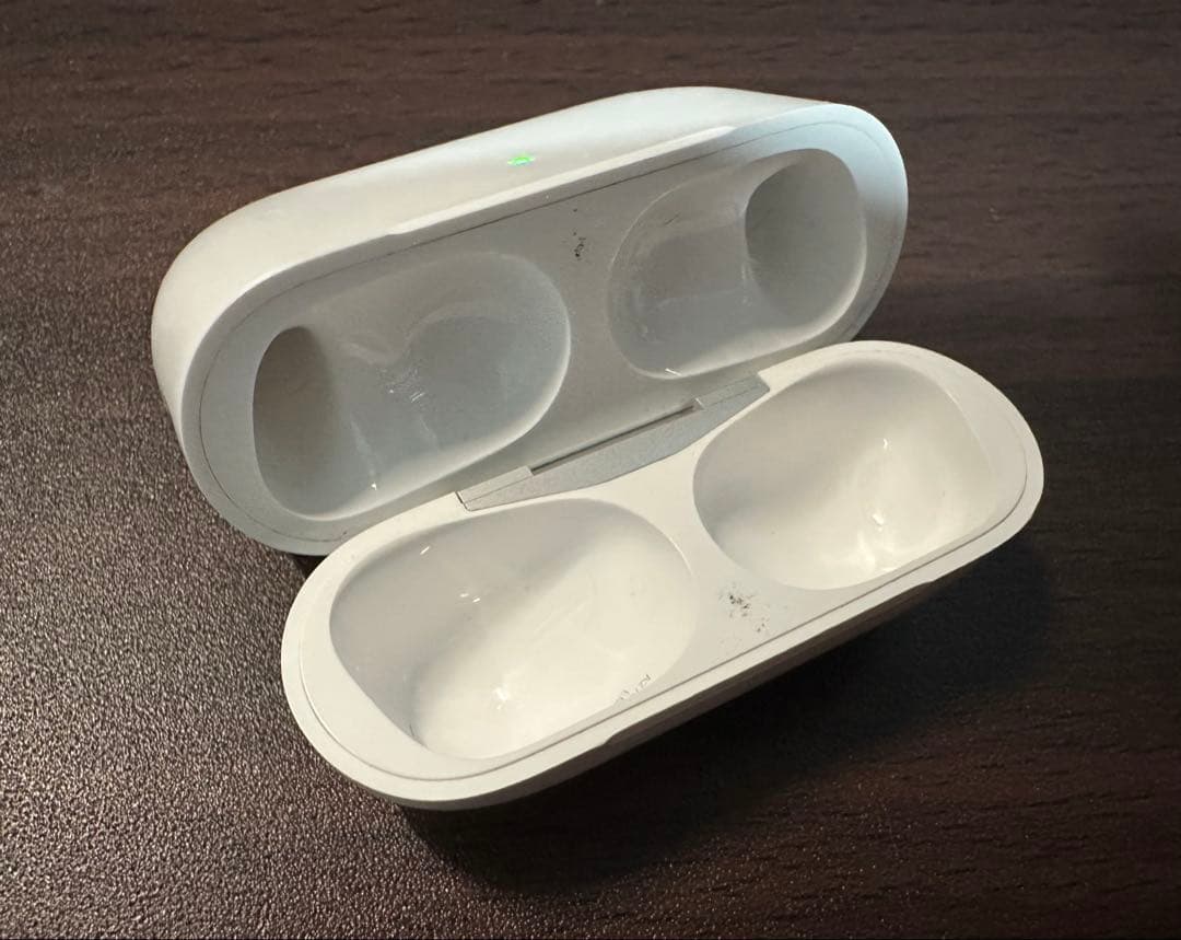 AirPods Pro2 、未使用純正ケーブル付き