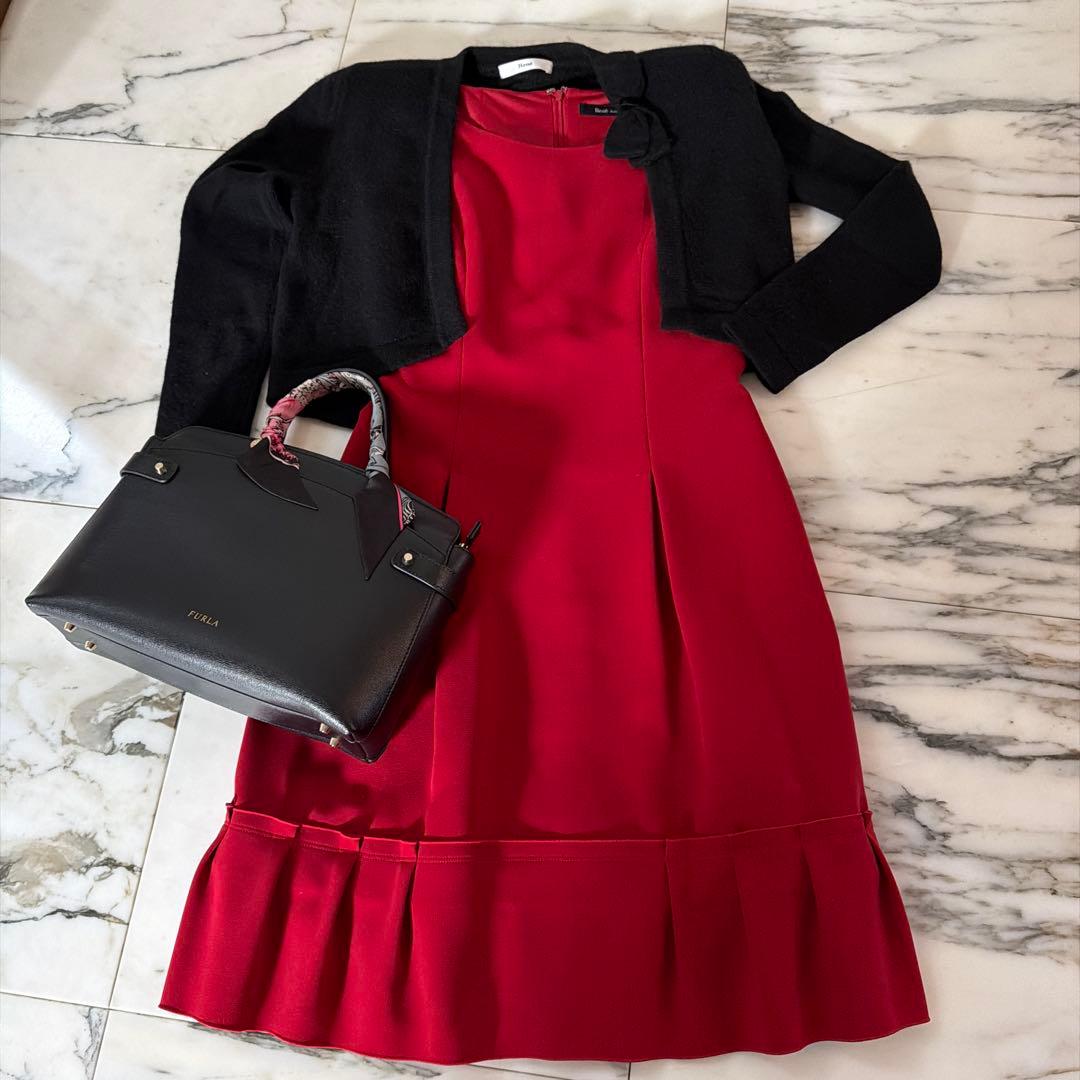 Rene ルネ　赤ワンピース　34 美品❣️