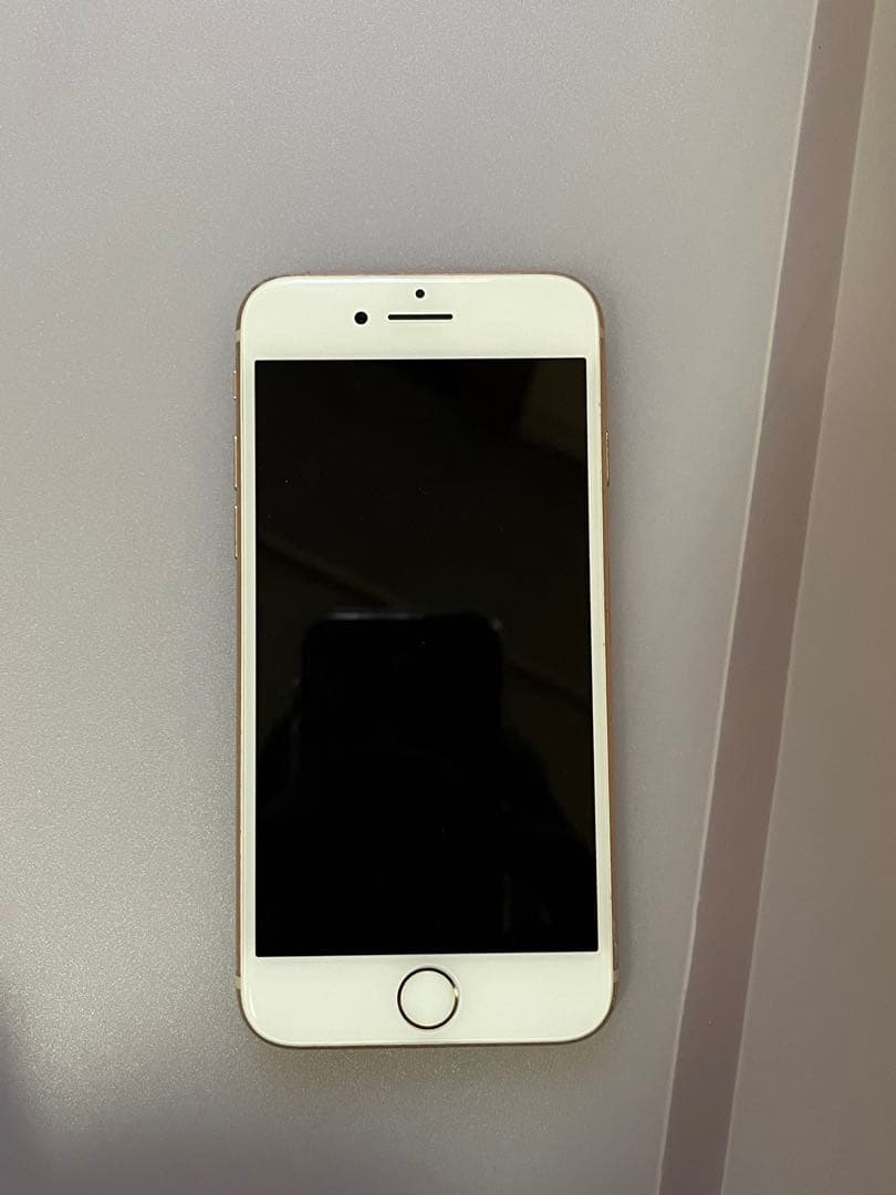 Apple iPhone 8 64GB ゴールド SIMロック解除済み