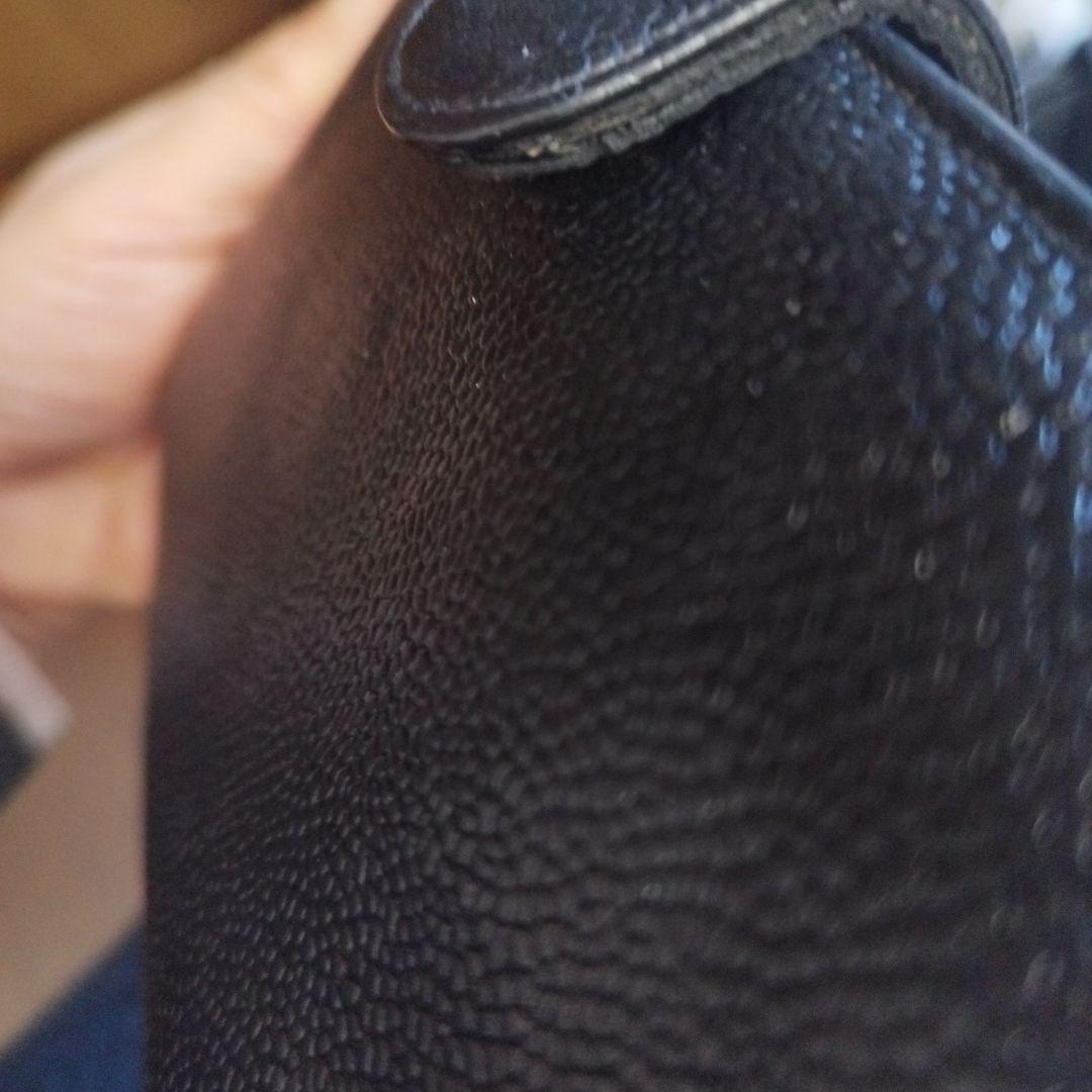 シャネル　がま口財布　キャビア