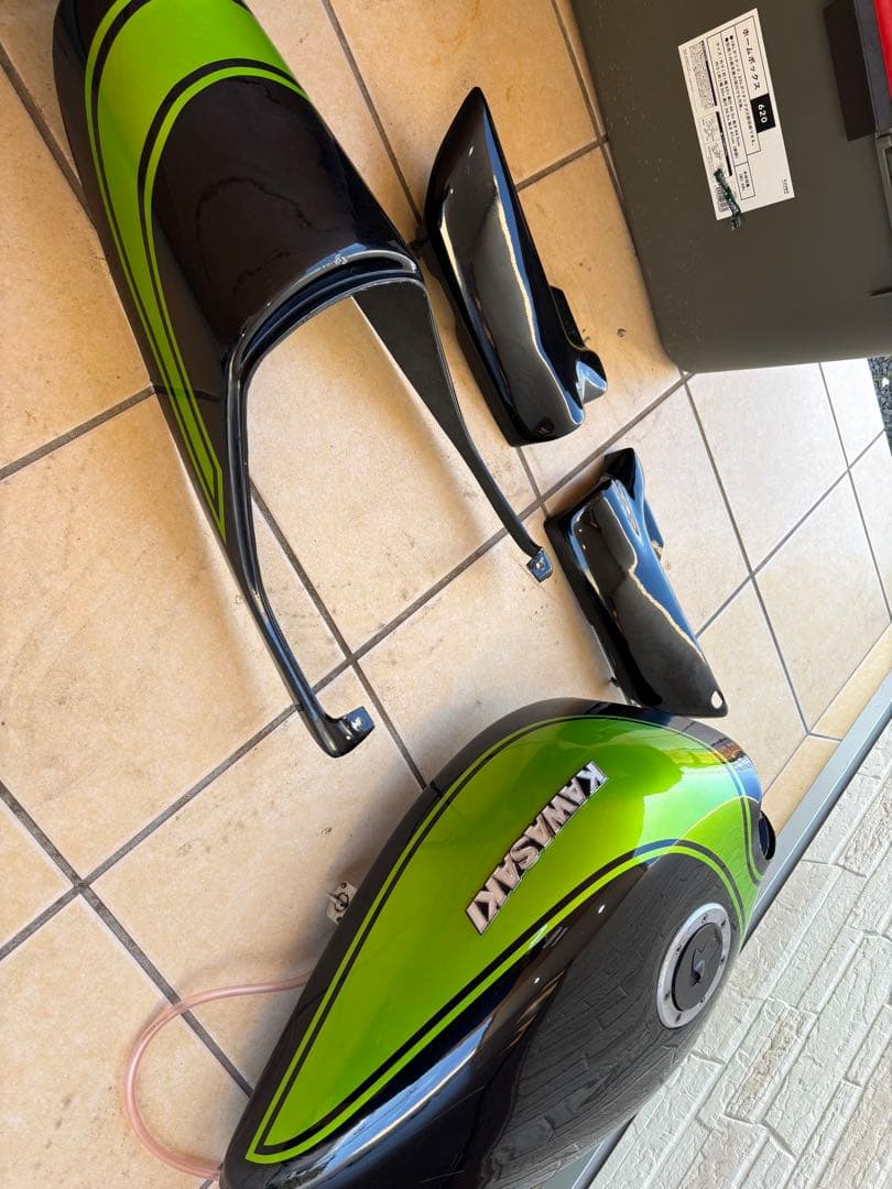 ゼファー400 Z2外装 珍しい 火の玉 2/15まで 売れなきゃ削除します